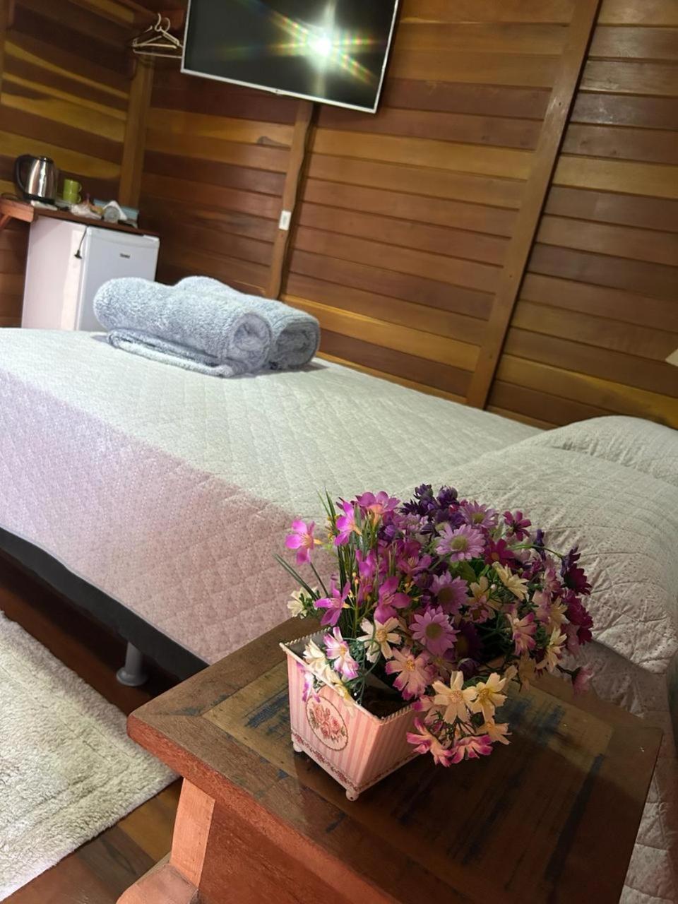 Chale Ipe Branco Hotel Pedra Azul  Luaran gambar